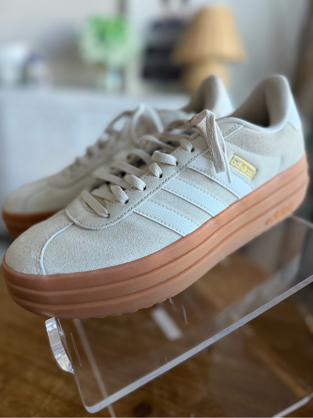ADIDAS….WOMENS VL COURT BOLD
SNEAKER-NEW NO TAGS